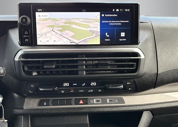 Vehicle image 5 Vehicle image 5