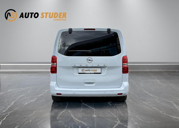 Vehicle image 9 Vehicle image 9