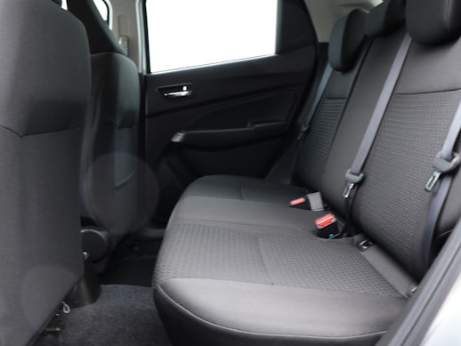SUZUKI Swift 1.2 Compact Top Hybrid 11