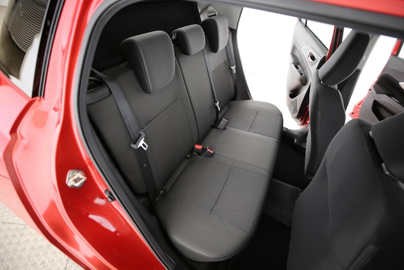 Vehicle image SUZUKI SWIFT