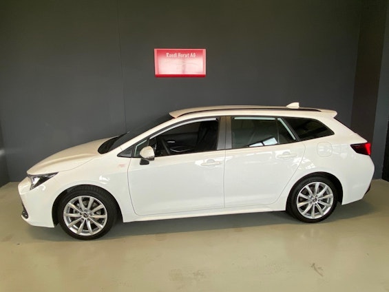 Vehicle image 20