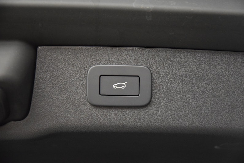 Vehicle image JAGUAR XF