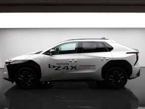 Vehicle image TOYOTA bZ4X Style AWD