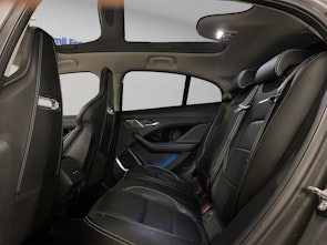 Vehicle image JAGUAR I-Pace EV400 SE AWD