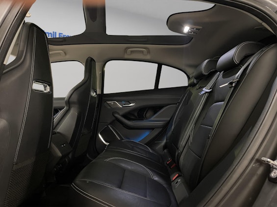 Vehicle image 10 Vehicle image 10