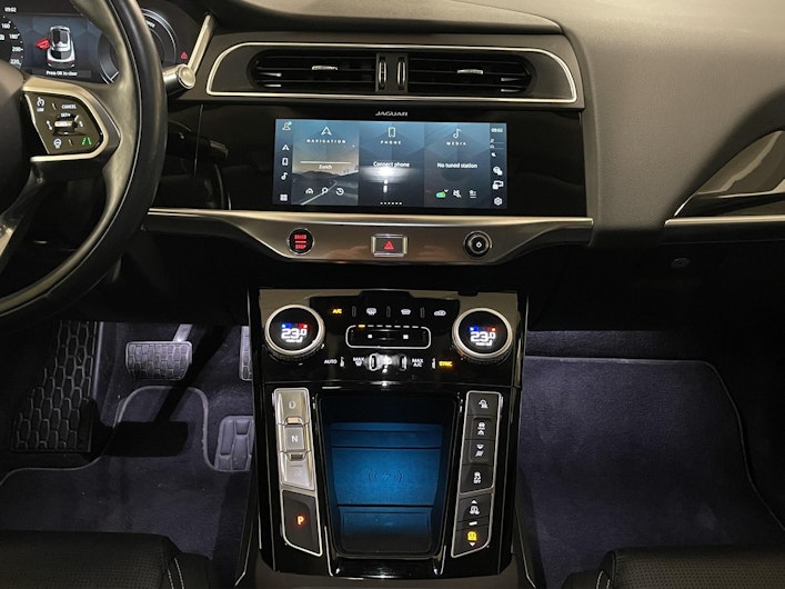 Vehicle image JAGUAR I-PACE