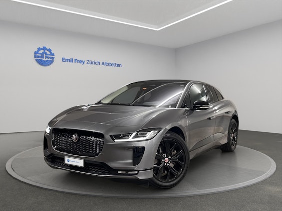 First vehicle image First vehicle image