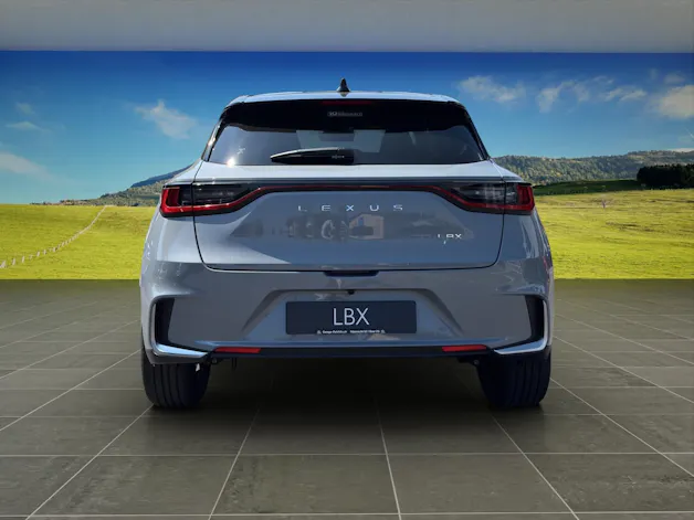 Lexus LBX 1.5 Hybrid Cool AWD