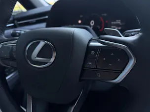 Lexus LBX 1.5 Hybrid Cool AWD
