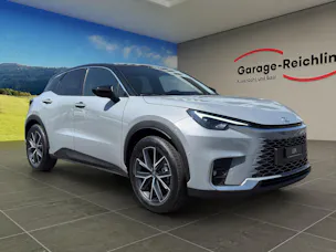 Lexus LBX 1.5 Hybrid Cool AWD