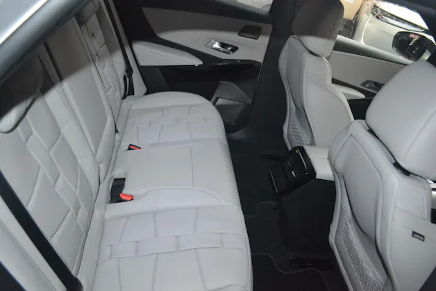 DS Automobiles 7 1.6 E-Tense Performance 4x4