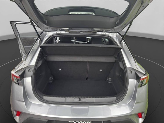 Vehicle image 8 Vehicle image 8