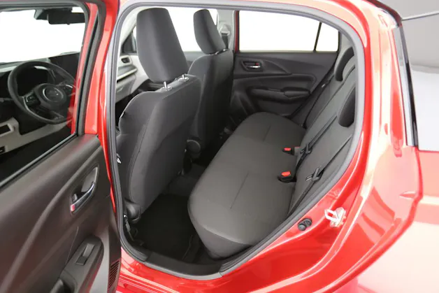 Suzuki Swift 1.2 Sakura Hybrid