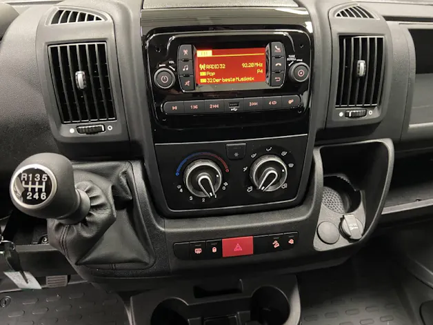 Peugeot Boxer DKab.-Pick-Up 335 L3 2.2 BlueHDi 165