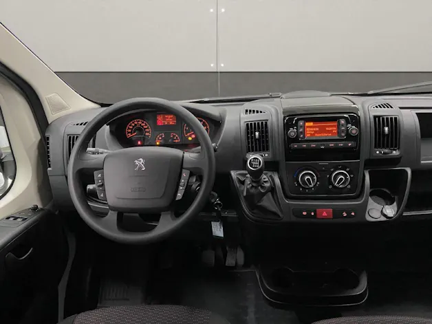 Peugeot Boxer DKab.-Pick-Up 335 L3 2.2 BlueHDi 165