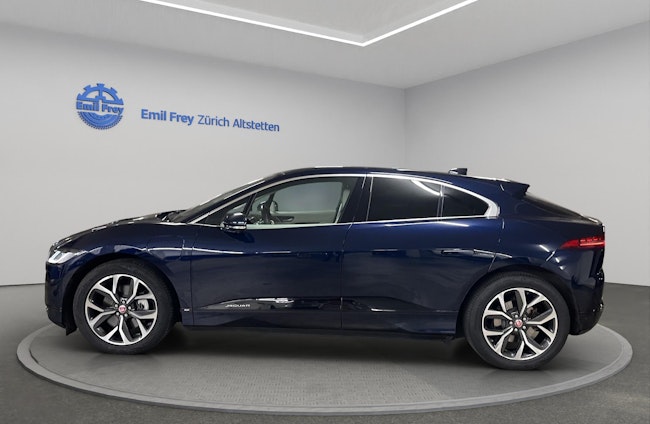 Vehicle image 4 Vehicle image 4