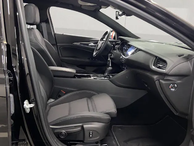 Opel Insignia Sports Tourer 2.0 D Edition