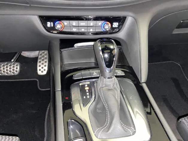 Opel Insignia Sports Tourer 2.0 D Edition