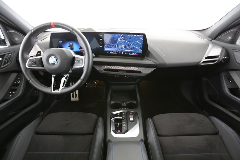 Vehicle image BMW 1 SERIES