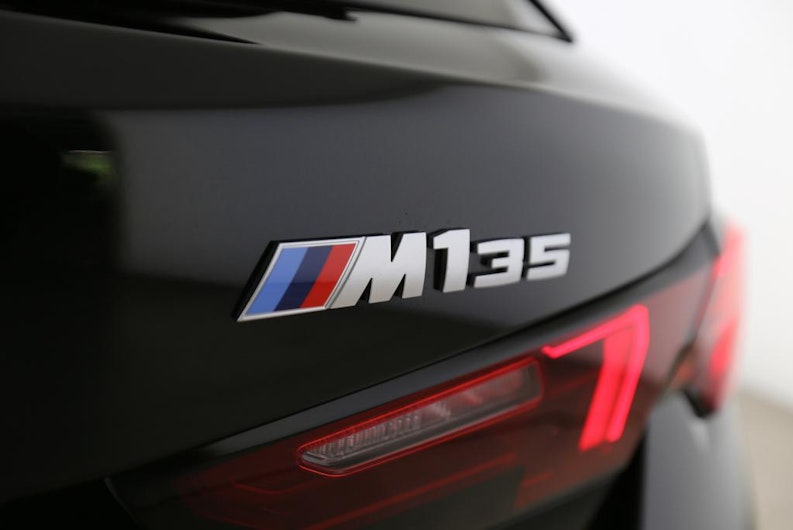 Vehicle image BMW 1 SERIES