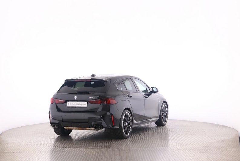 Vehicle image BMW 1 SERIES