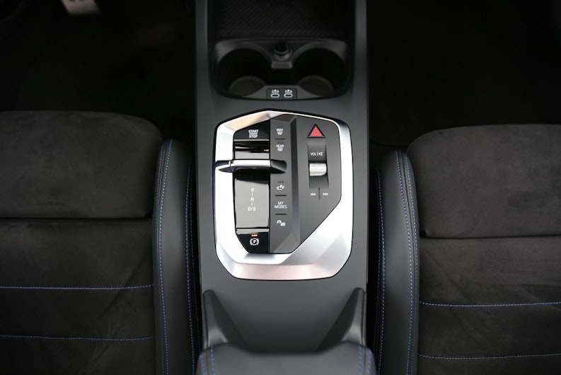 Vehicle image BMW 1 SERIES