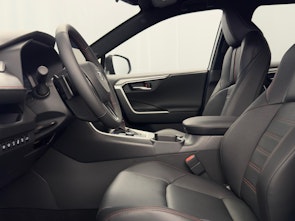 Vehicle image TOYOTA RAV4 2.5 Plug-In-Hybrid Platinum