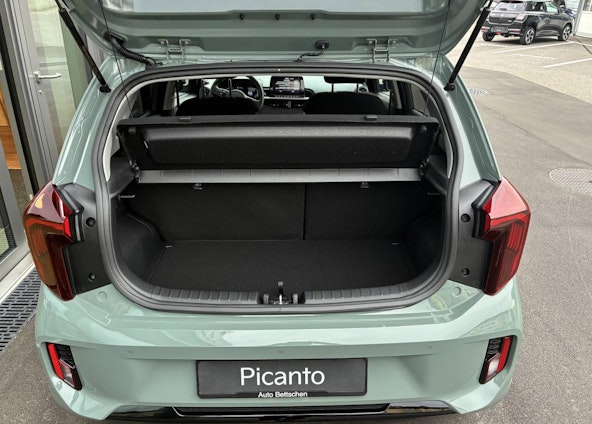 Vehicle image 4 Vehicle image 4