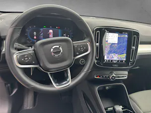 Volvo XC40 2.0 B4 MH Plus Dark AWD