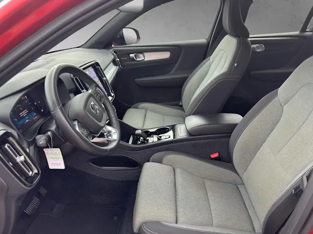 Volvo XC40 2.0 B4 MH Plus Dark AWD
