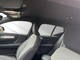 Volvo XC40 2.0 B4 MH Plus Dark AWD