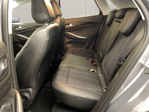 Vehicle image 10 Vehicle image 10