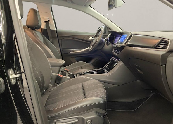 Vehicle image 11 Vehicle image 11