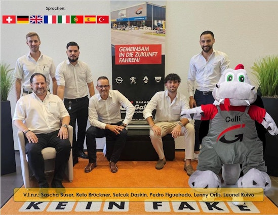 Vehicle image 13 Vehicle image 13