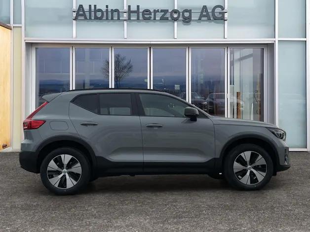 Volvo XC40 2.0 B4 MH Plus Dark