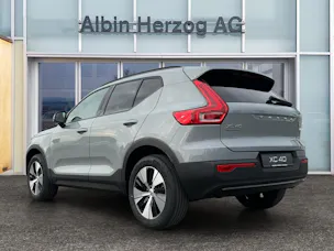 Volvo XC40 2.0 B4 MH Plus Dark