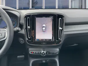 Volvo XC40 2.0 B4 MH Plus Dark