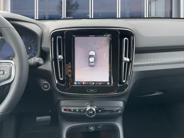 Volvo XC40 2.0 B4 MH Plus Dark
