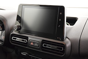 Vehicle image OPEL Combo-e Cargo 2.4 t Electric