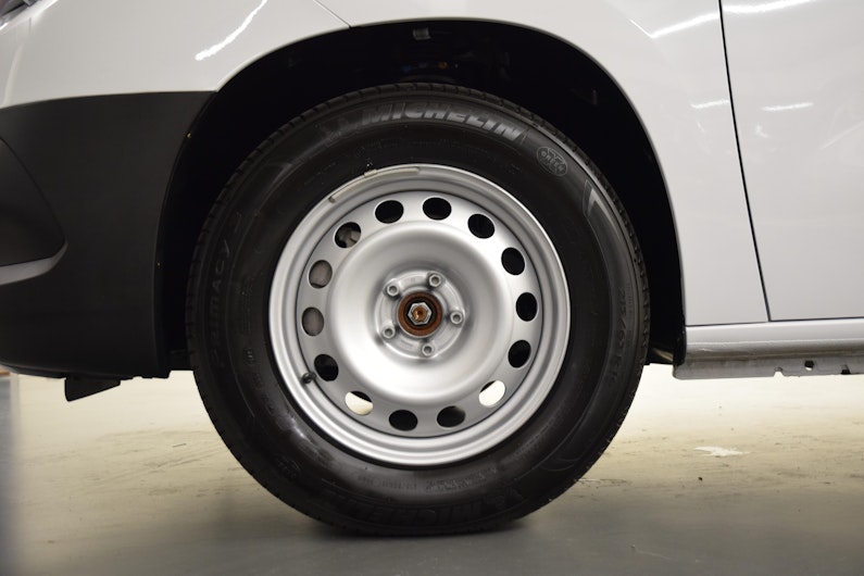 Vehicle image OPEL COMBO