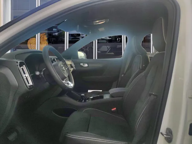 Volvo XC40 E60 Core