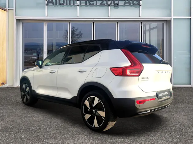 Volvo XC40 E60 Core