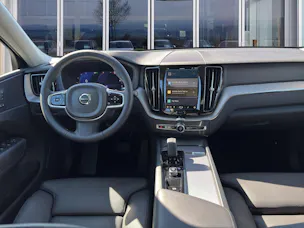Volvo XC60 2.0 B4 MH Plus Dark AWD