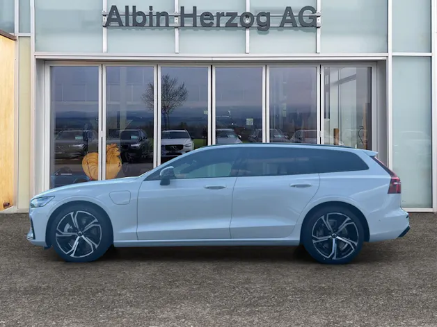 Volvo V60 2.0 T6 TE Ultra Dark eAWD