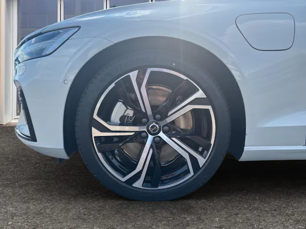 Volvo V60 2.0 T6 TE Ultra Dark eAWD