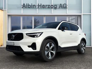 Volvo XC40 2.0 B4 MH Plus Dark