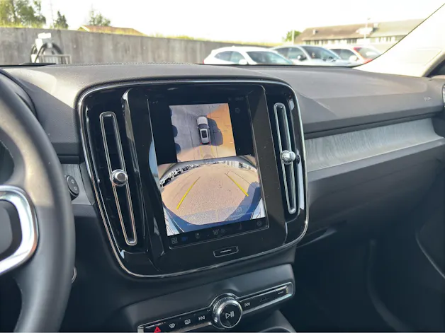 Volvo XC40 2.0 B4 MH Plus Dark