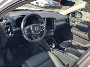 Volvo XC40 2.0 B4 MH Plus Dark