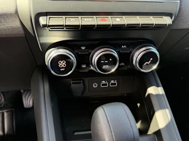 MITSUBISHI COLT 11