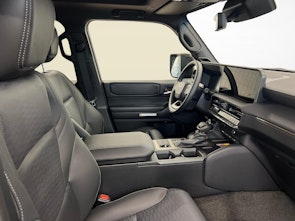 Vehicle image TOYOTA Land Cruiser 2.8 D 48V Invincible